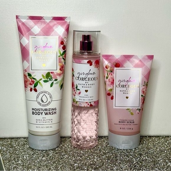 Bath & Body Works Gingham Gorgeous Body Wash Gift Set Floral Strawberry Peach - Picture 2 of 5